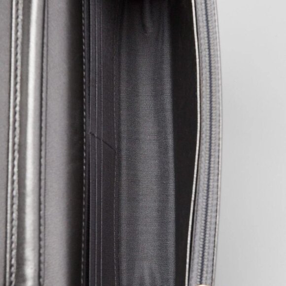 Chanel Silver Studded Lambskin Leather WOC Clutch Bag - Picture 6 of 12